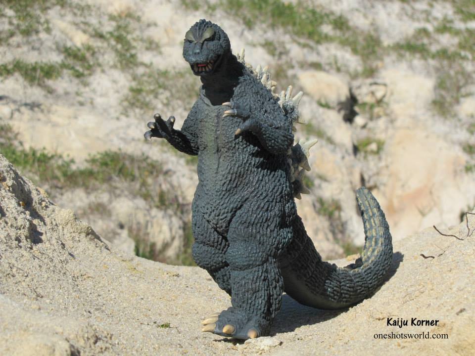 FULL REVIEW: X-Plus Toho Large Monster Series Godzilla 1964 Vinyl