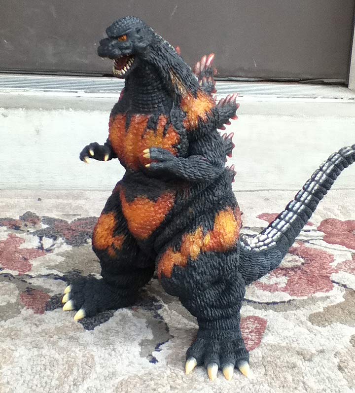 Full Review: Large Monster Series Godzilla 1995 Vinyl Figure By X
