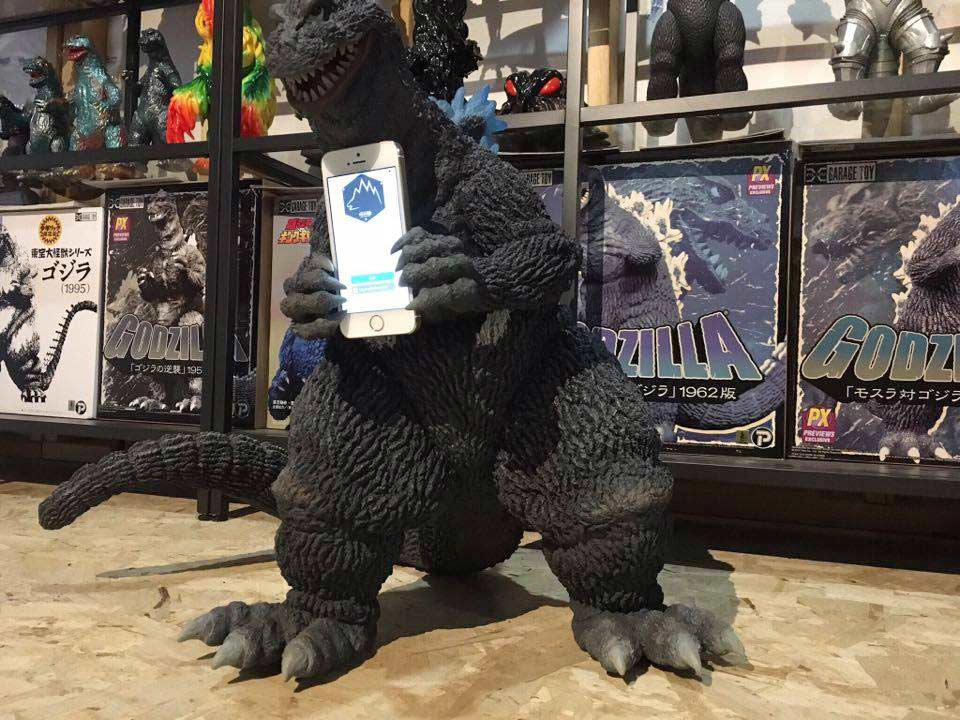 Full Review: Gigantic Series Godzilla 1962 Vinyl Figure By X-Plus